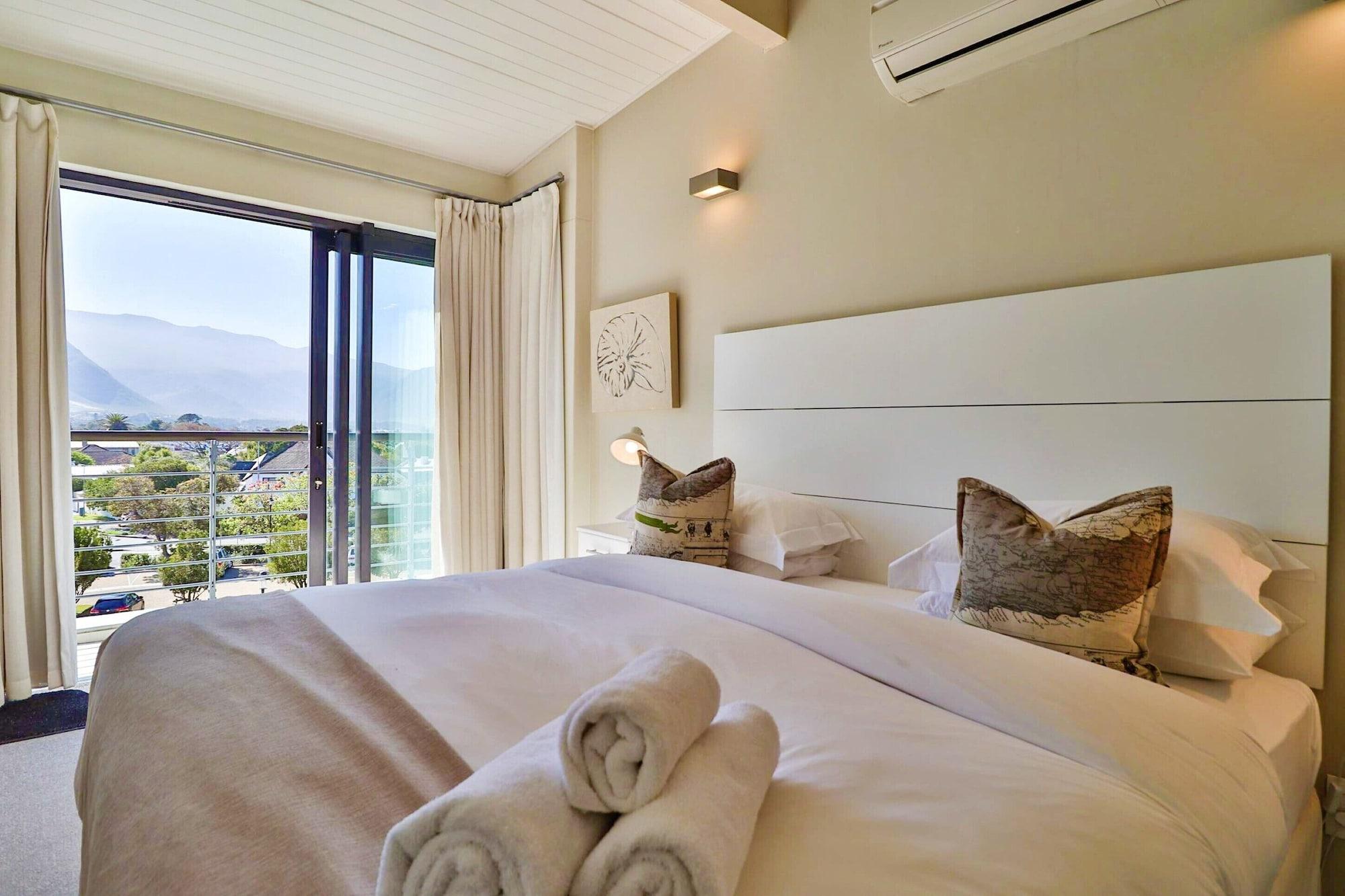 Whale Coast All-Suite-Hotel - Dcc Hotel Group Hermanus Ngoại thất bức ảnh